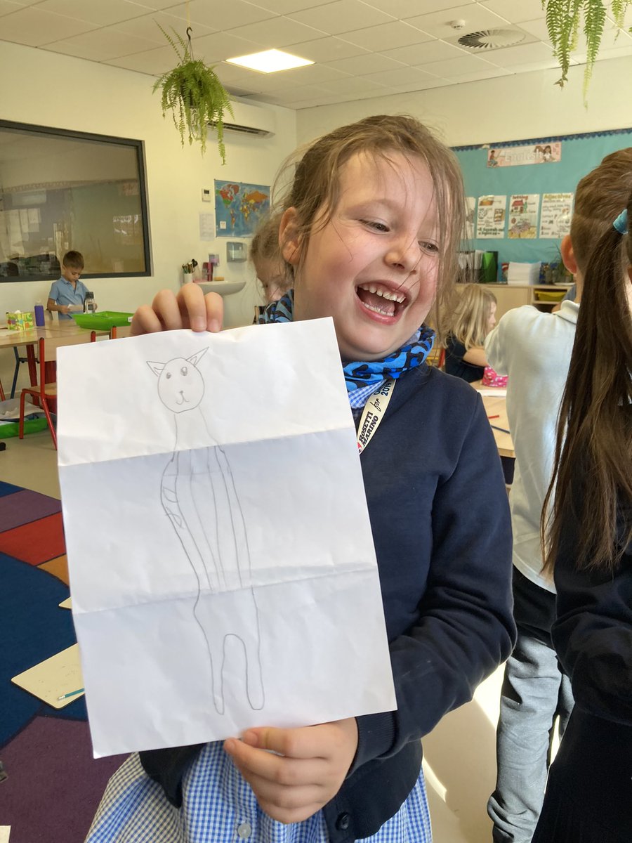 2_bist's tweet image. Do you know how to create an “exquisite corpse” like the surrealists did? @bist #artclub #sharedart