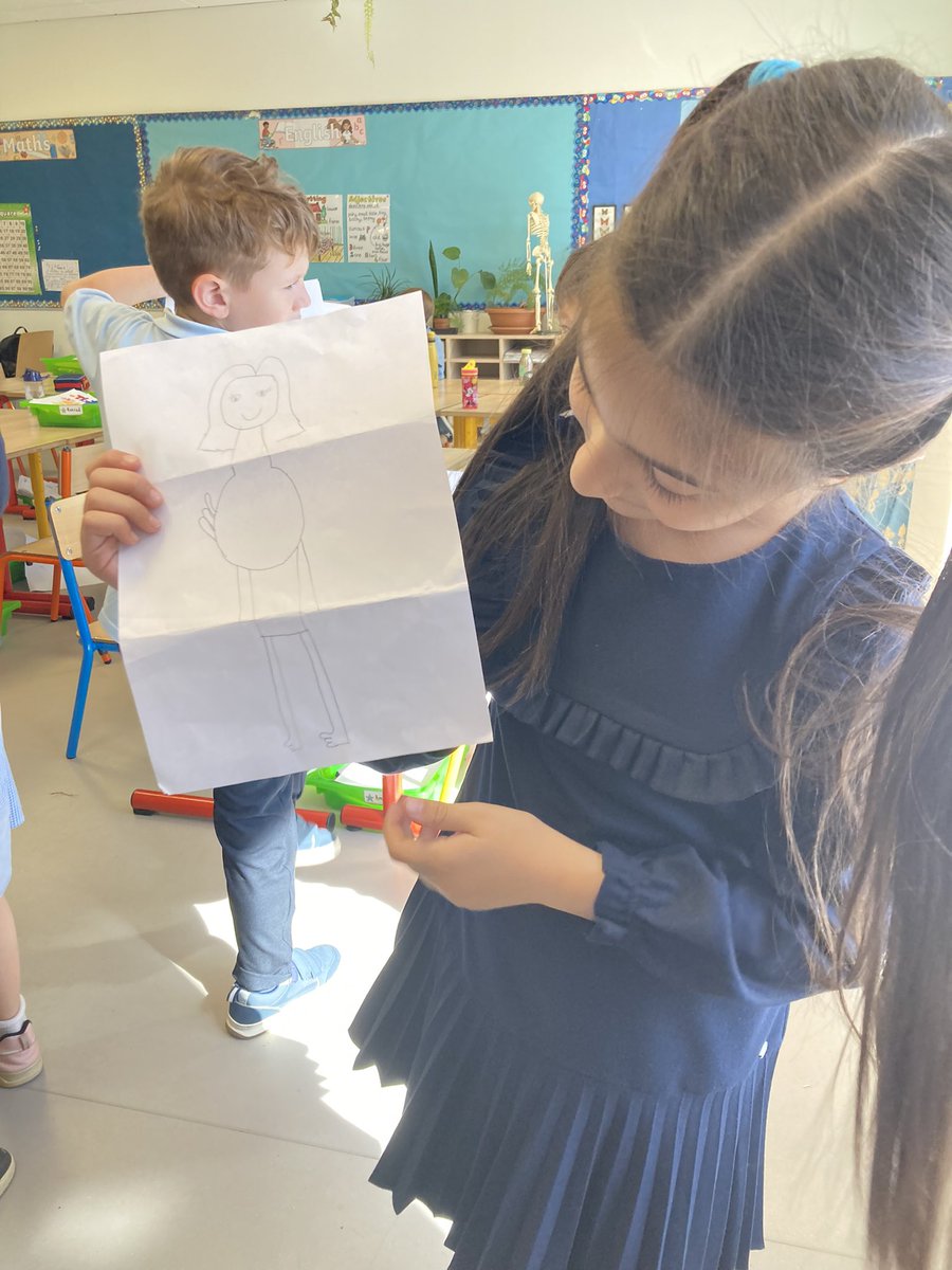 2_bist's tweet image. Do you know how to create an “exquisite corpse” like the surrealists did? @bist #artclub #sharedart