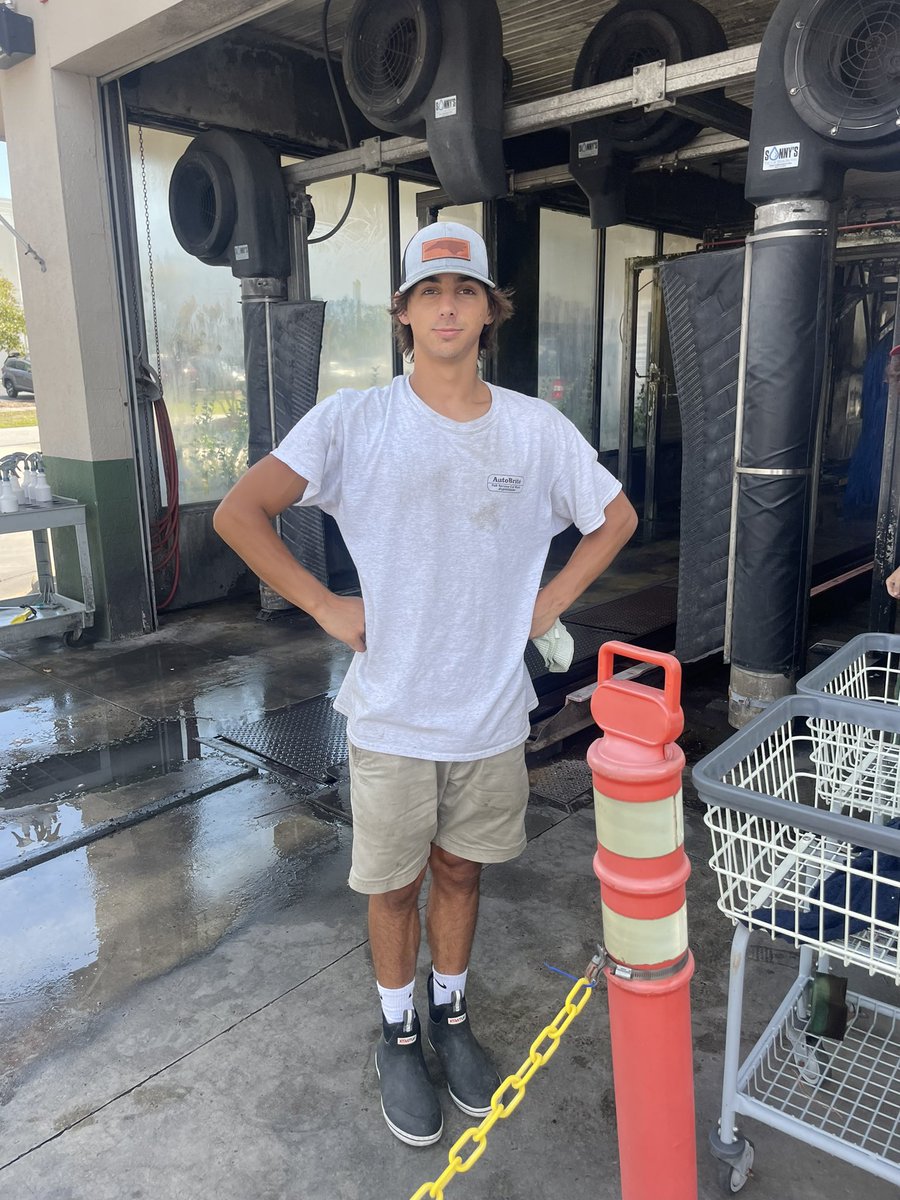 CTEforNC's tweet photo. John Watts is working hard at his CTE internship with AutoBrite. #CTE is learning that works for #NC!
#CTEforNC #workbasedlearningWednesday #CTEforNCwbl
๐ธ: @coachdubsutton via Twitter https://t.co/3ZbR8zr0tK