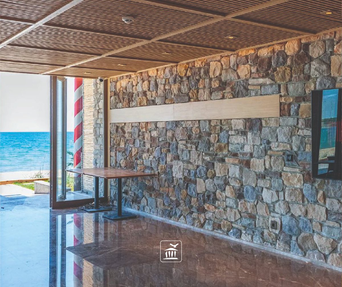 Stonewrap_tr's tweet photo. İnemare Hotel'in hem iç hem de dış mekanlarında harman modellerimizden Everest Kumru dekoratif kültür taşımız tercih edilmiştir. Rupe, Masso, Cappadocia ve Atlas ürünlerinin özel bir oranda harmanlanmasıyla oluşan Everest modelimiz, doğayla  mükemmel bir uyum yakalamıştır. https://t.co/oqIXvjpjqe
