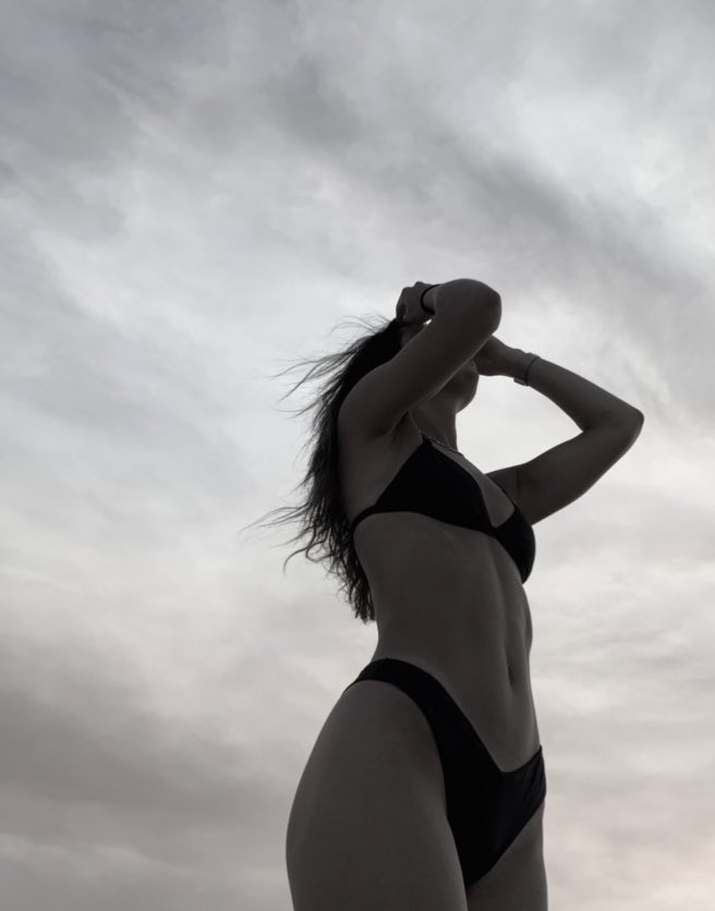 Franciscaaa02's tweet photo. Dear summer, i miss you https://t.co/SXLxW7HnAx