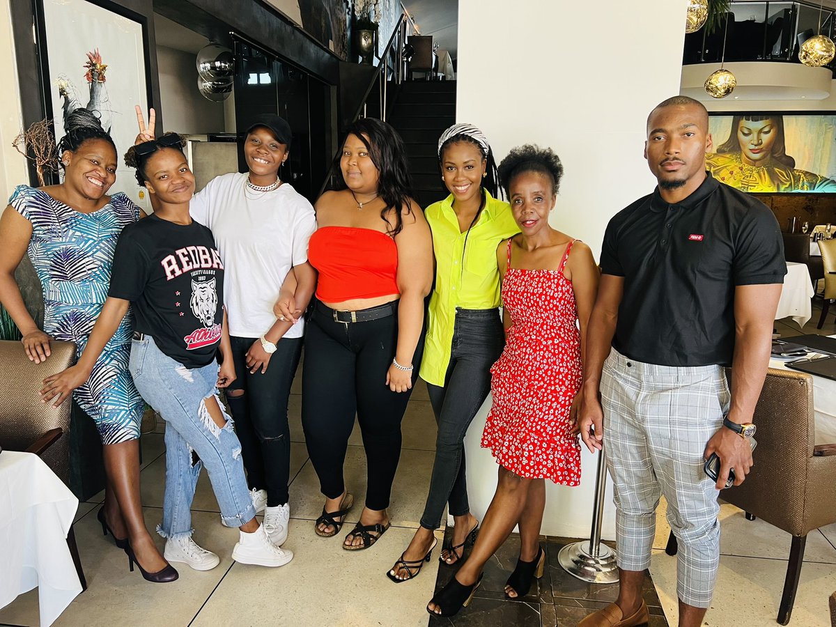 callherthato's tweet photo. Love all around, thank you so much 🤍 https://t.co/cJgLQHjhon