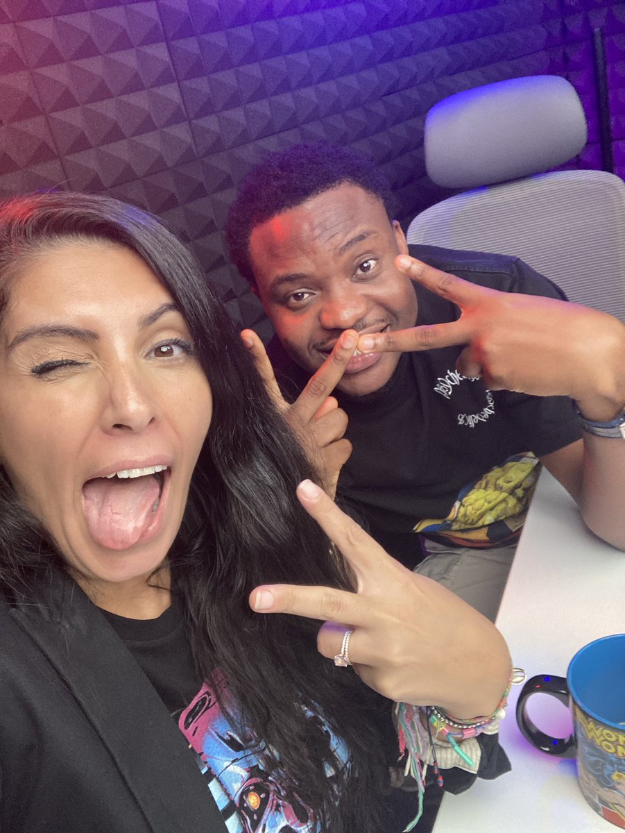 theycallmezou's tweet photo. Live at @nitroleaguegame HQ with co-founder @1withGod_888 from @Africaguild talking about, guilds, gaming, their launch and giving back to the people. ✌🏼🤜🏼🤛🏼🏎🏎🏎🏎 https://t.co/szvlTSL7R0