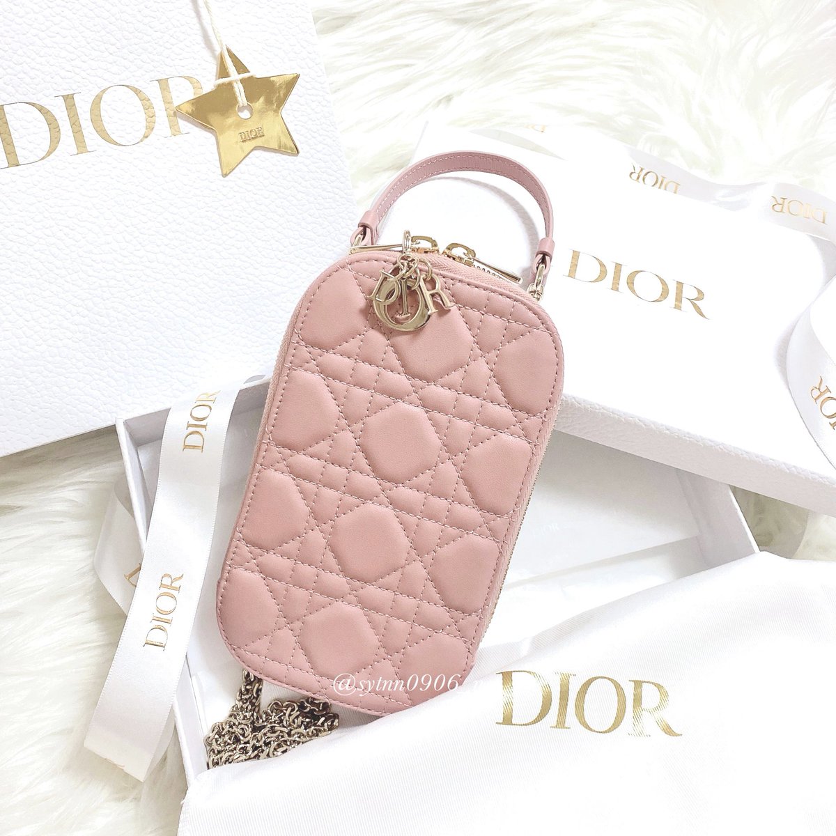 lady dior フォンホルダーピンク
