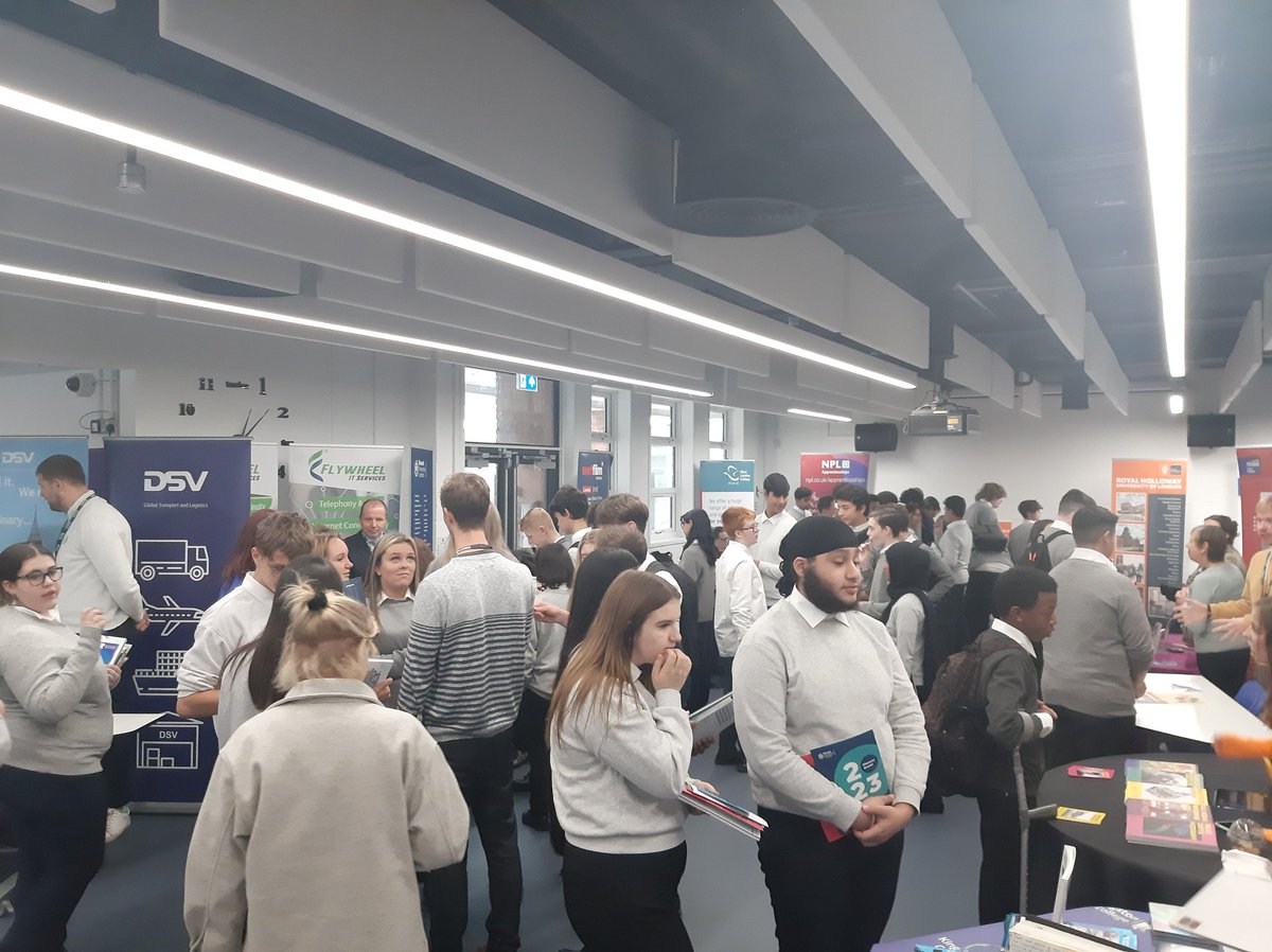 Logic_School's tweet photo. And now it's the turn of our Y10 and Y11 students! #CEIAG #Logiclife #careerfair https://t.co/IX8ccuJ6wY