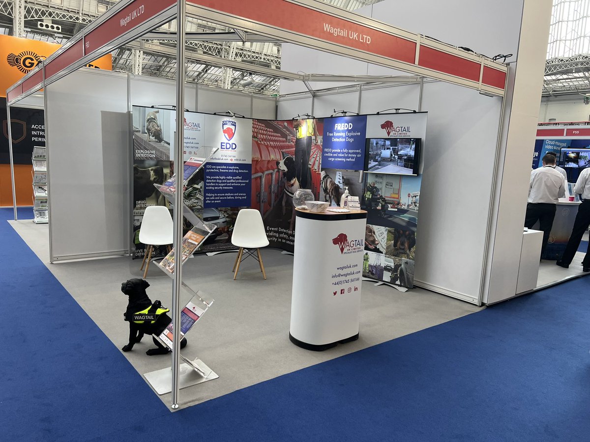WagtailUK_dogs's tweet photo. Day 2 of the #international #security #expo, Olympia. We are on Stand F63
#internationalsecurityexpo #detectiondogs #snifferdogs #FREDDS #bordersecurity #tobacco #cash #drugs #explosives #usethebest https://t.co/OIuWDnndbO