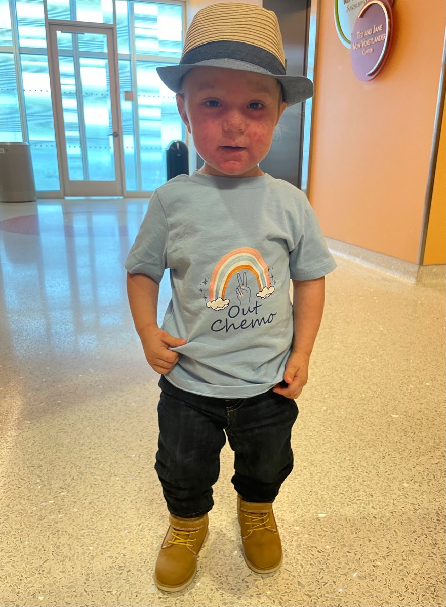 abcmanby's tweet photo. Peace out chemo!! ✌️ https://t.co/ggWWn4bToR