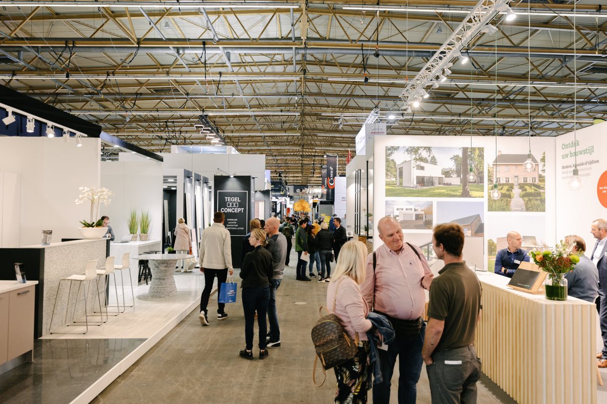 Huis &amp; Woon Beurs (vrijdag 14, zaterdag 15 en zondag 16 oktober 2022 in Evenementenhal Hardenberg) biedt bezoekers inspiratie voor hun droomhuis. Of je nu een huis gaat bouwen of verbouwen, verduurzamen of (opnieuw) inrichten. 

interieurinspiratie.nl/huis-woon-beur…