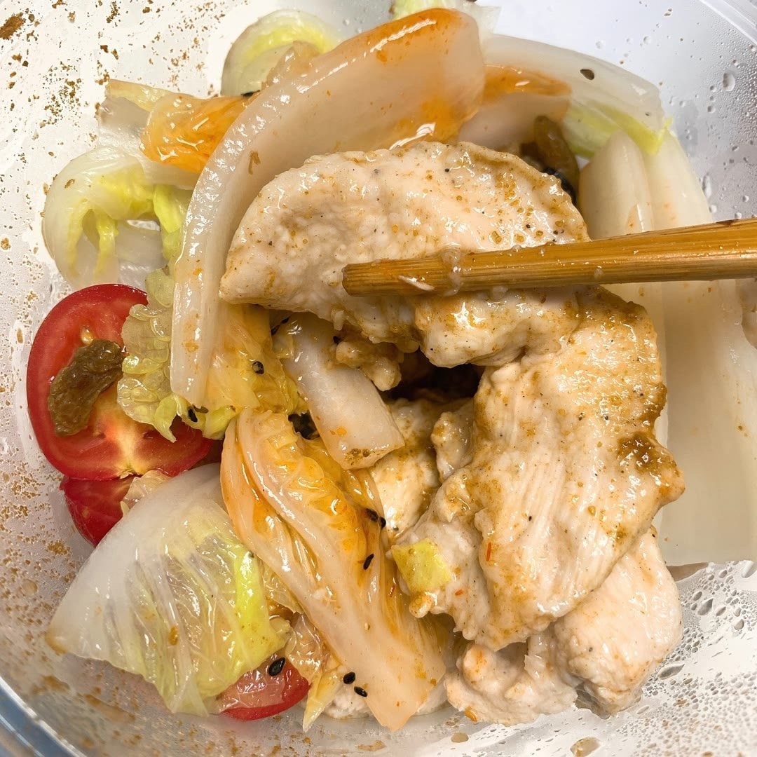 To make things change, first change yourself; to make things better, first make yourself better.