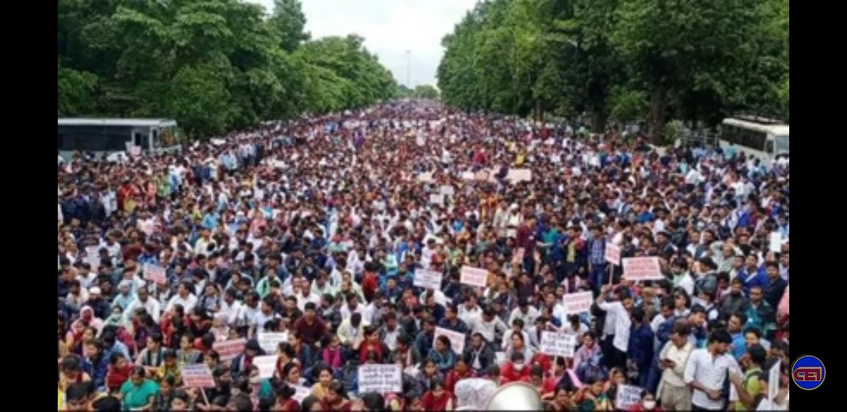 SankarN67594800's tweet photo. Honourable @CMO_Odisha Kindly 🙏🙏🙏
#AbolishOdishaContractualRules 
#EqualPayforEqualWork 
#Count6YearsInServicePeriod 
#RestoreRegularAppointment https://t.co/2hpLRIuaXn