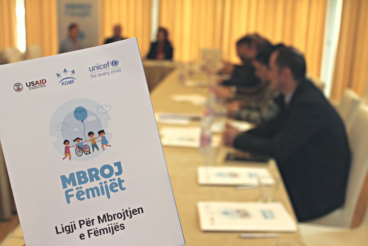KOMF_Kosova's tweet photo. The first workshop on implementation of ⚖️Law on Child Protection💙on #local level was held in the municipalities of #Gjakova & #Junik, aiming to promote LCP, mobilize and strengthen capacities of #professionals responsible for the implementation of the Law on Child Protection. https://t.co/g0PpQdhVCc