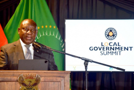 SAgovnews's tweet photo. [Read] President Cyril Ramaphosa says local economic development is one of the key drivers to lowering the rate of poverty, unemployment and inequality in the country #LGSummit22 https://t.co/uA0DrH1l0Q https://t.co/SYN6ayvxnF