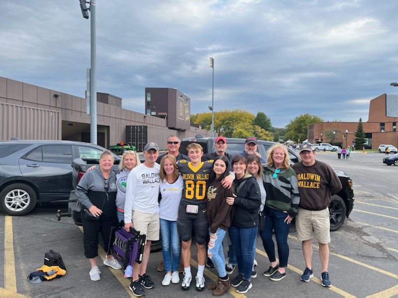 Chris Conwell (@chrisconwell3) on Twitter photo So much fun seeing the BW Yellow Jackets win the first home game of the season and the best was to see Timmy get his 1st college TD .
Thanks to our friends for all the support ❤️ <a href="/ConwellTim/">Tim Conwell</a> So much fun seeing the BW Yellow Jackets win the first home game of the season and the best was to see Timmy get his 1st college TD .
Thanks to our friends for all the support ❤️ <a href="/ConwellTim/">Tim Conwell</a>
