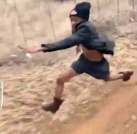 MAnkundaO's tweet photo. The way #murife’s are running away from #HelloJanuaryChallenge olemwa! https://t.co/LS0MpvjJAH