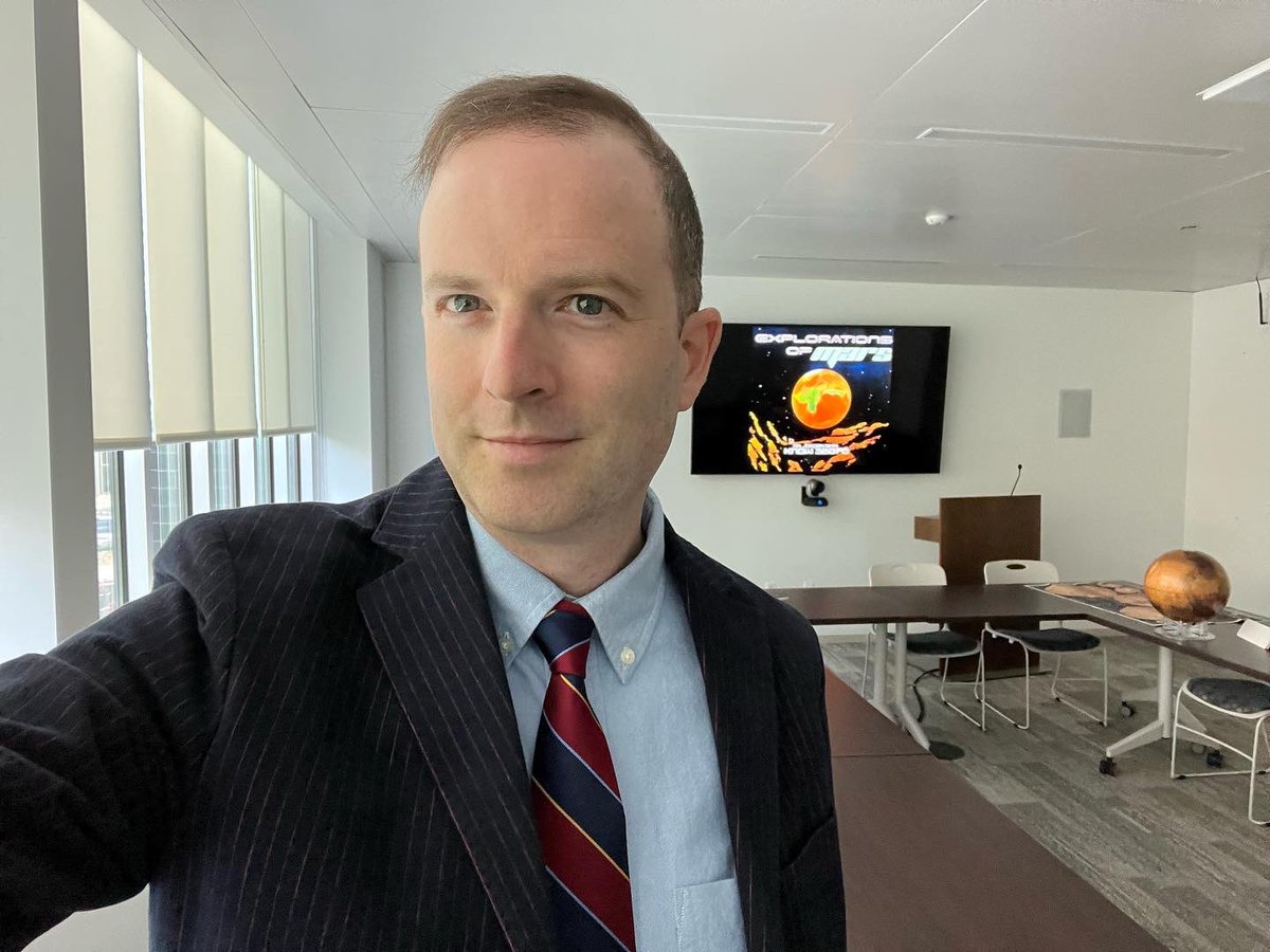 A great start to the third edition of my course Explorations of Mars! So excited for the work this group undergrad and graduate students will do as we explore the Red Planet in history, science, and culture.