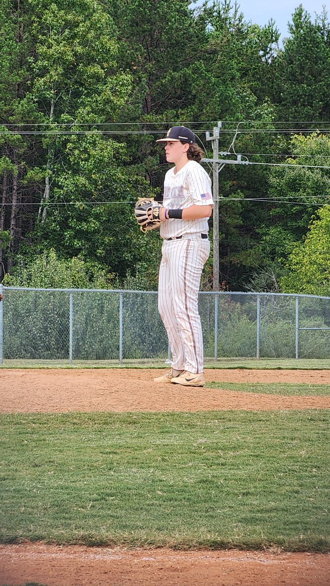 Crystal_Russ's tweet photo. Happy Sons Day! I am so thankful to be your mom! You make me proud every day! I love you and can't wait to see what the future holds for you! ❤️⚾️❤️ @Lucas_earls15 https://t.co/wW5lukadtq