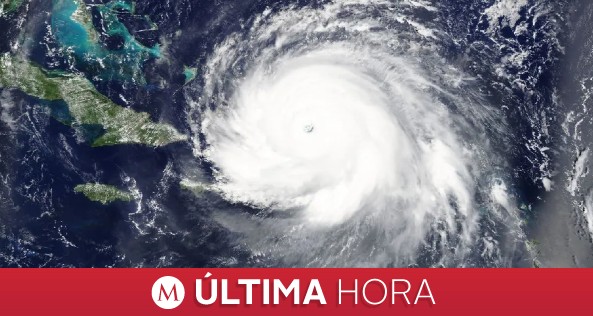 Milenio's tweet photo. #ÚLTIMAHORA | Huracán '#Ian' se fortalece a "extremadamente peligrosa" categoría 4 en camino a #Florida

Se espera que toque tierra hoy

https://t.co/vIBgQXGcz4 https://t.co/x8qrauZBk2