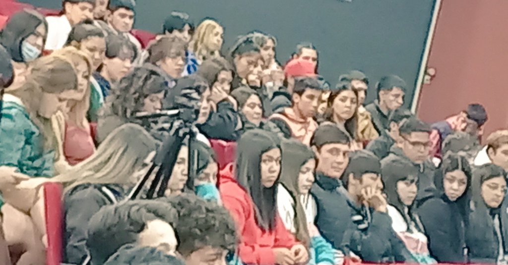 Juanojeda84's tweet photo. Jornadas sobre Minería en el Thesaurus dirigida al aprendizaje de los jóvenes del sur mendocino. Expositores internacionales participan del encuentro. 
#Minería #juventud
#MineríaParaMalargüe https://t.co/TmSwUNzErK