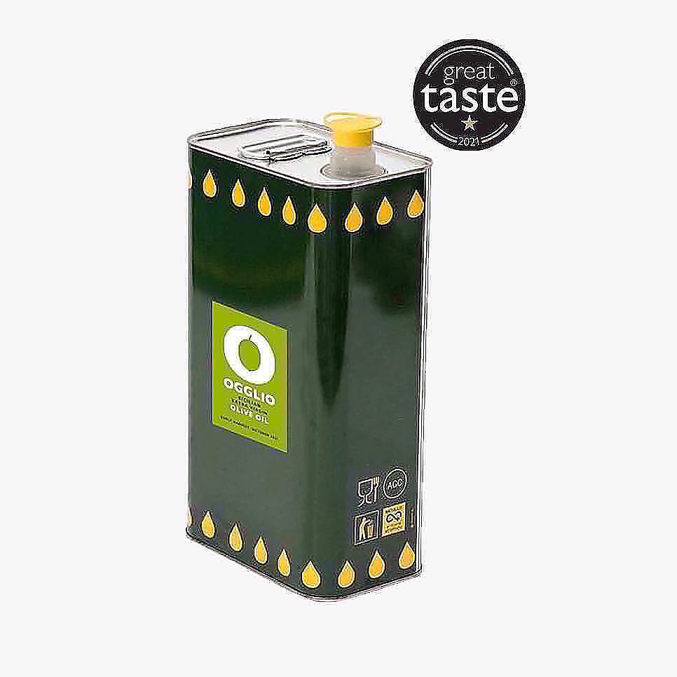 ogglio's tweet photo. Weβre back in stock at IL BOTANICO in Headington π ask about us when you go π¨βπ³ Perfect if you want to try our olive oil before supporting our Kickstarter, link in bio π #ogglio #oxford #headington #headingtonshops #headingtonshark #headingtonschool https://t.co/piFDaptZ2V