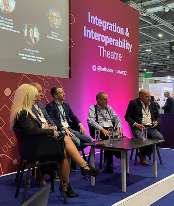 ReStart_IMX's tweet photo. Great to see CIO at @MaudsleyNHS @DigitalMac  on stage at @HETTshow talking through his views on the right approach to bringing healthcare IT systems together. 🤩✅ https://t.co/5ofz7Uy8pw