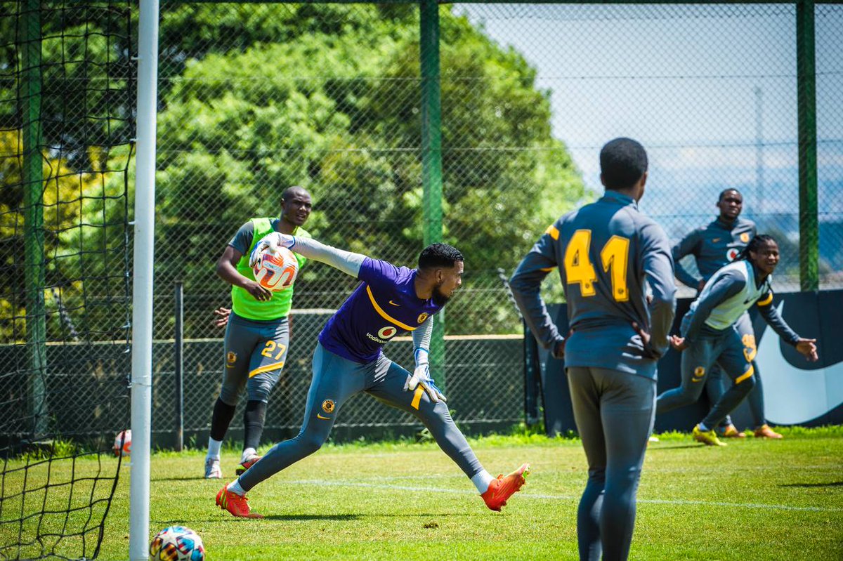 KaizerChiefs's tweet photo. Wednesday morning's training session #Amakhosi4Life #KCFreshRevival https://t.co/BXSzi6oKIc