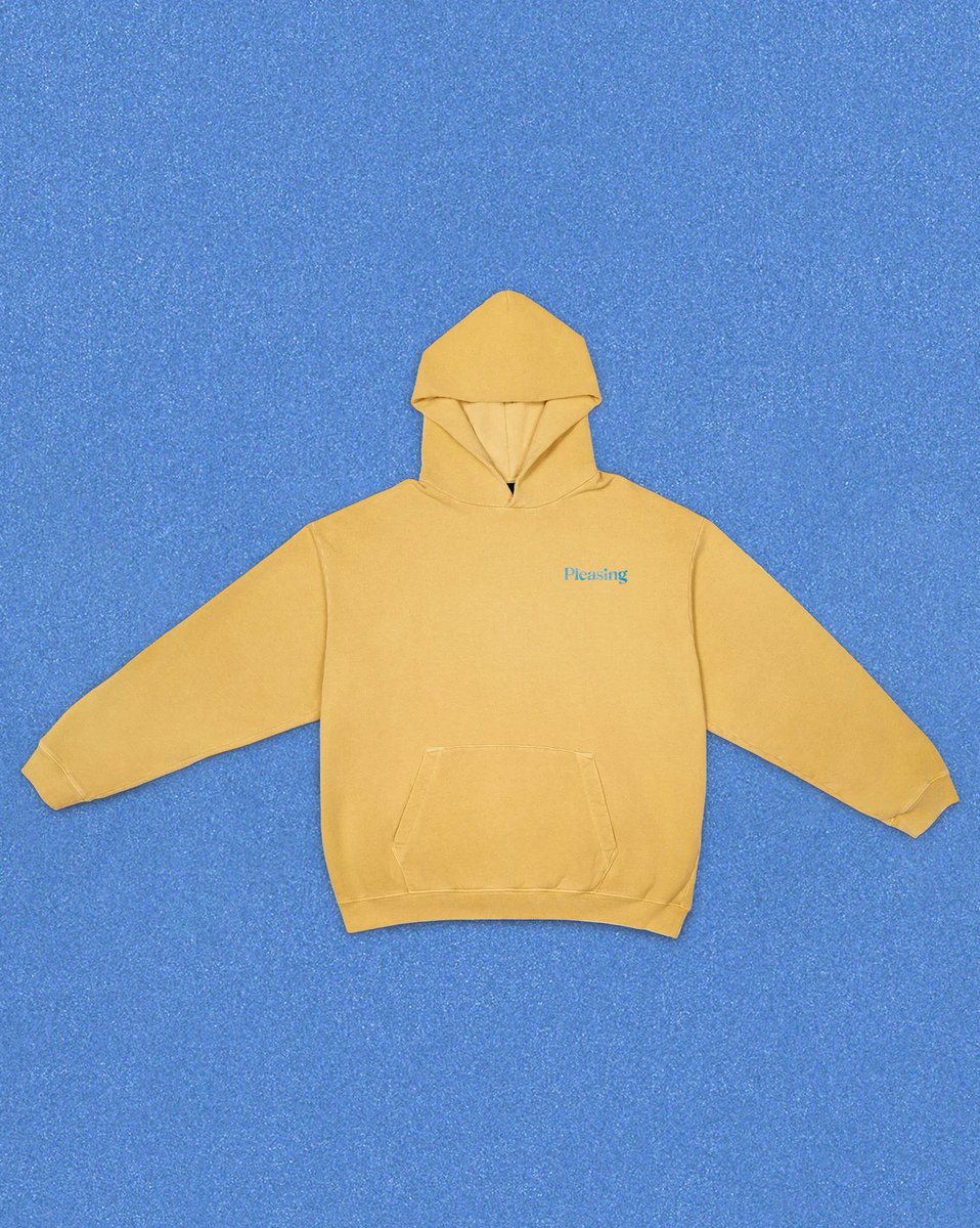 91SONIYASTILL's tweet photo. ⚠️ HARRY STYLES PLEASING GIVEAWAY !! ⚠️

- 2 people win this set 4th colours hoodies !!
- must be following
- must rt and like this tweet

Ends on 22nd October International!! https://t.co/2Hn4FjtEyE