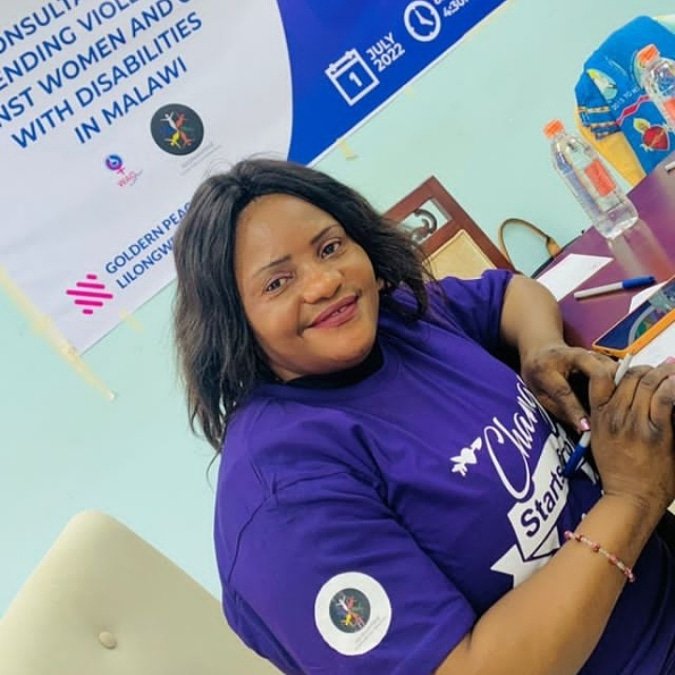JamilLue's tweet photo. Woman crush Wednesday ❤️ avery Hardworking full of love inspiration to fellow women stella nkhonya
#roadtomissmalawi2022
#Alphaarts
# blueberry travels
#zoomcarhire
#opticalphotography
#skyenergyafrica
#zodiak
#serendibhotels https://t.co/KKtfH2eAWO