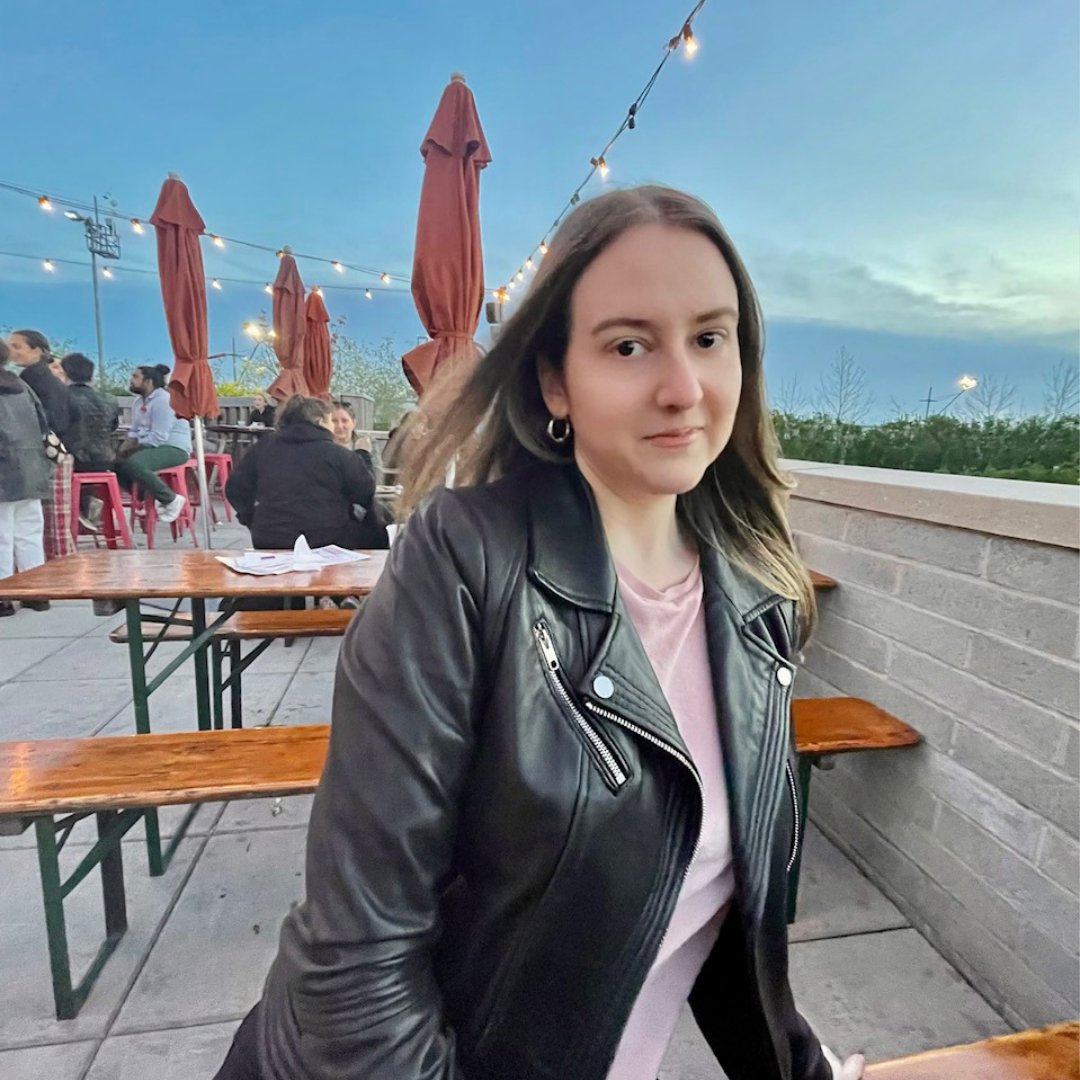 akamaicareers's tweet photo. Jessica Scherlag a Senior Manager of Social Media and Engagement at @Akamai recently sat down with us to discuss the importance of social media platforms, her career path, and the benefits of pushing past your comfort zone.

🔗 Read her whole blog here: https://t.co/VYsDkeonbd https://t.co/LxJQoPq5ov