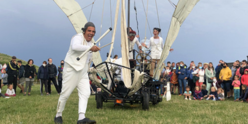 VilleEvreux's tweet photo. [#fetesnormandes] Cette année encore, l’événement fera la joie des petits comme des grands ! 🔸 Conte acrobatique et musical 🔸 Théâtre de rue 🔸 Parodie 🔸 Manège écologique 🔸 Ateliers 🪂
ℹ️ https://t.co/6us5dXPIlQ
#evreux #evreuxville #animationgratuite #pourlesenfants https://t.co/1tihUq7Zmy
