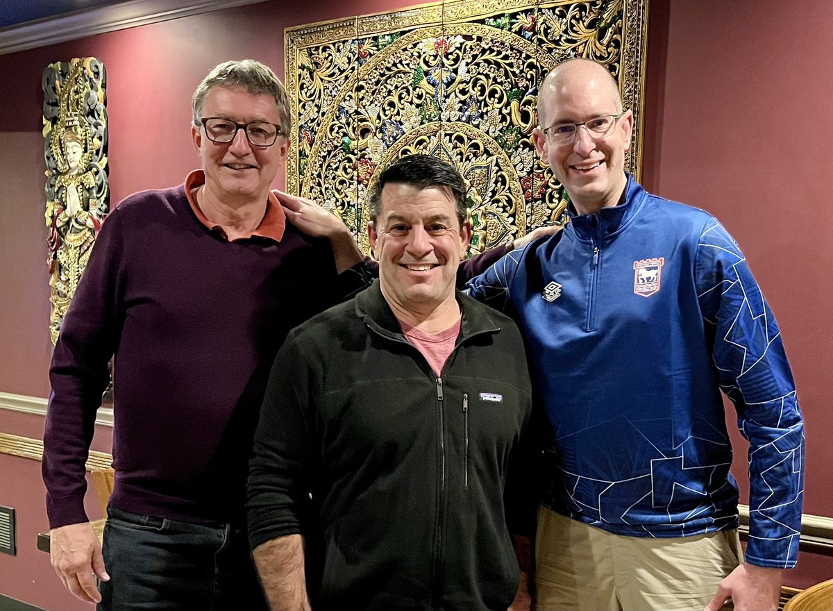 PhilSpinellaMD's tweet photo. Dinner in the Burgh w Stanworth and Yazer. Not one mention of LTOWB, CSP or TXA. Guess the topic of conversation. #ttmrc #aabb #thornetwork #bloodnet https://t.co/lQ5zv5i8eS
