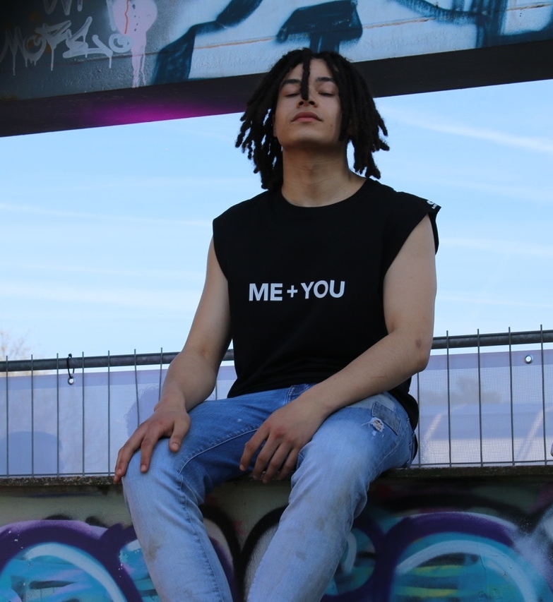 MeLikeShirts's tweet photo. ME-LIKE ME + YOU

@prodby_valencia

Thanks again @m.anwar991 for the photoshoot and @faraldacranehotel for the location ❤️

#melikeshirts #melike #meplusyou #streetwearmen #togetherweareone #closetoyou #celebrateloveandlife #youmakemyheartsmile #doyourthing https://t.co/mAjacq2tFB
