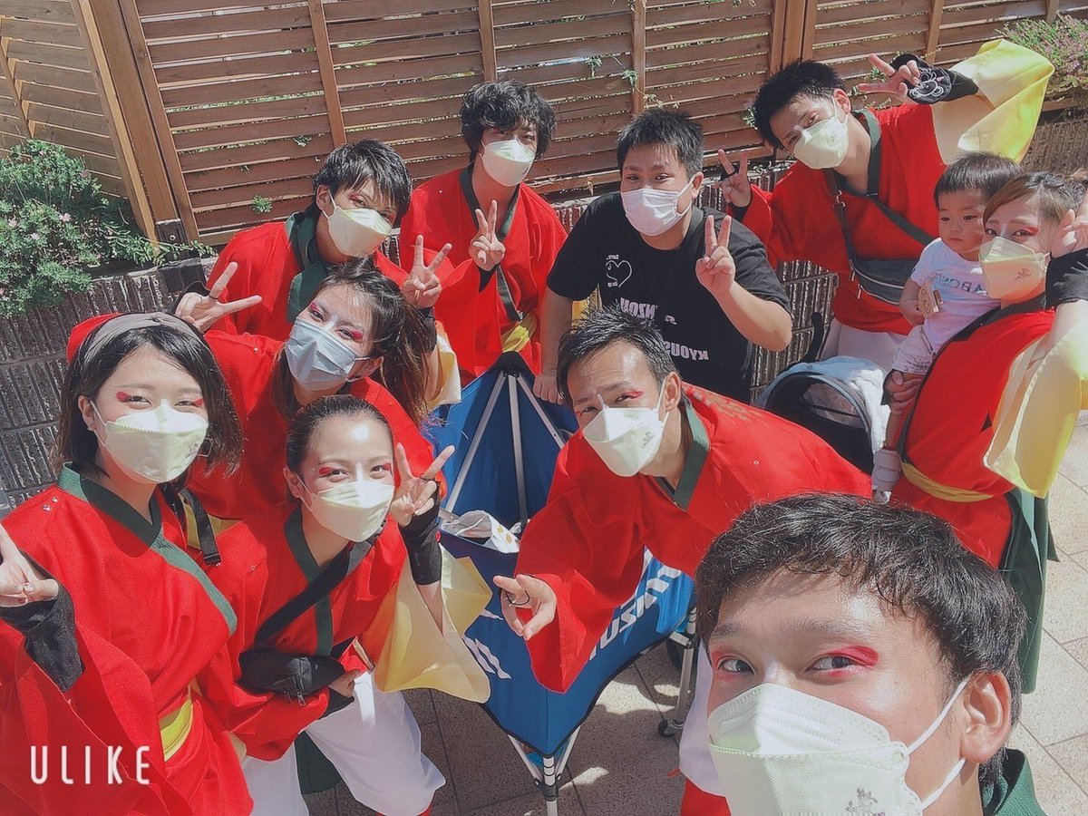 ibuki_4351's tweet photo. 9月25日の日曜日に、「第2回呼子よさこい水光祭り」に参加させていただきました🦑

暖かい雰囲気のお客様に囲まれて元気をいただきながら踊ることができました👏　

暖かく迎えてくださった町の皆様、そして素敵なお祭りへ私たちをお呼びいただいた運営の皆様、ありがとうございました💖 https://t.co/K1w5aoqAH7