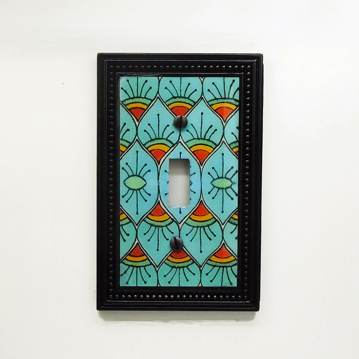 serra_artcraft's tweet photo. Talavera Peacock Tile Single Toggle Light Switch Cover #LightSwitchCover #PeacockDrawing 
$55.00
➤ https://t.co/TxEZKclk74 https://t.co/PbtIdh2B0G