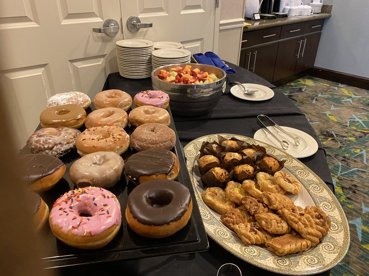 SchieberSales's tweet photo. @SchieberSales Day #3 of #Salestraining and #Designtrends with Robb Best and Heather Argo.  #letsgo VA!! @CabinetWGroup @MedallionCab @YorktowneTweet @KraftMaid https://t.co/05U4MPahkj