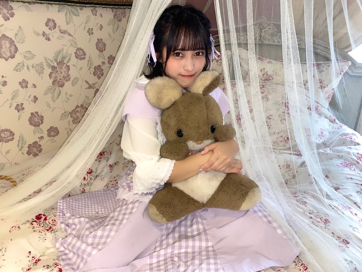 blg_saaya's tweet photo. ねぇ、ギュッとして？？♡｡． https://t.co/f4lPubHqVc