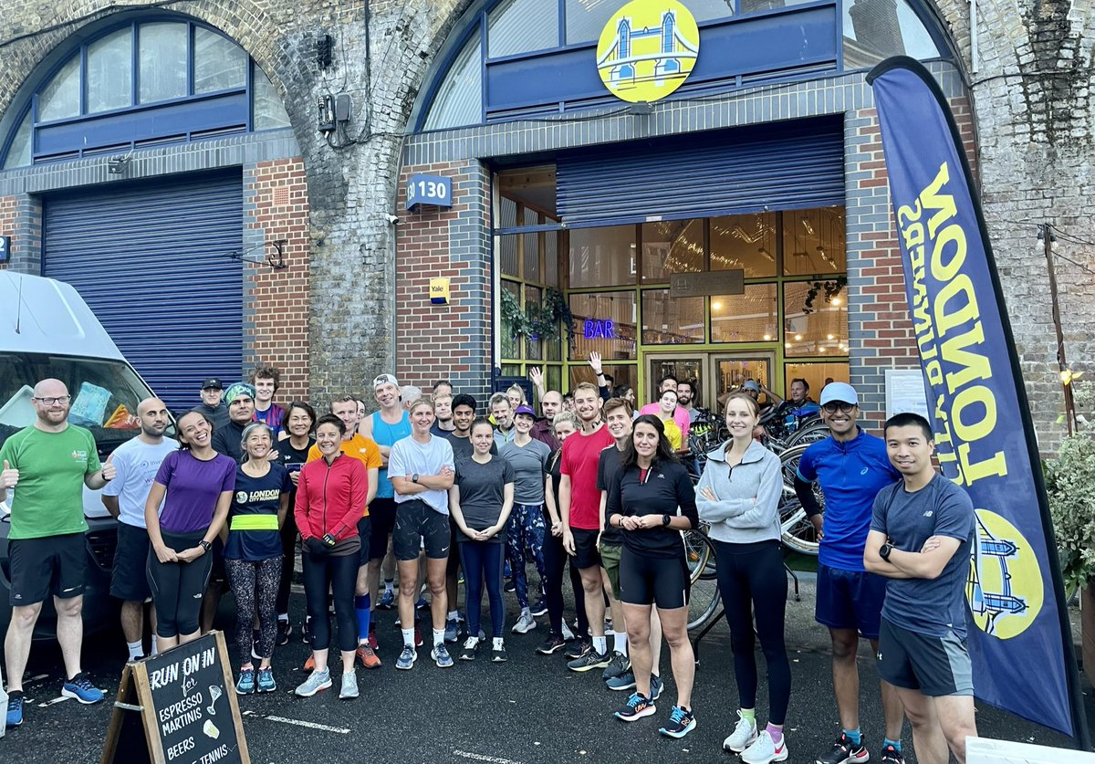 cityrunnersclub's tweet photo. Last night was a blast and the Vietnamese food went down an absolute treat after the run. See you for the same next week 💥 #vietnamesefood #vietnamesecuisine #postrunfood #runpub #foodie #bermondseyfood #bermondseybeermile #bermondseyse1 https://t.co/ewWLX5mJNk