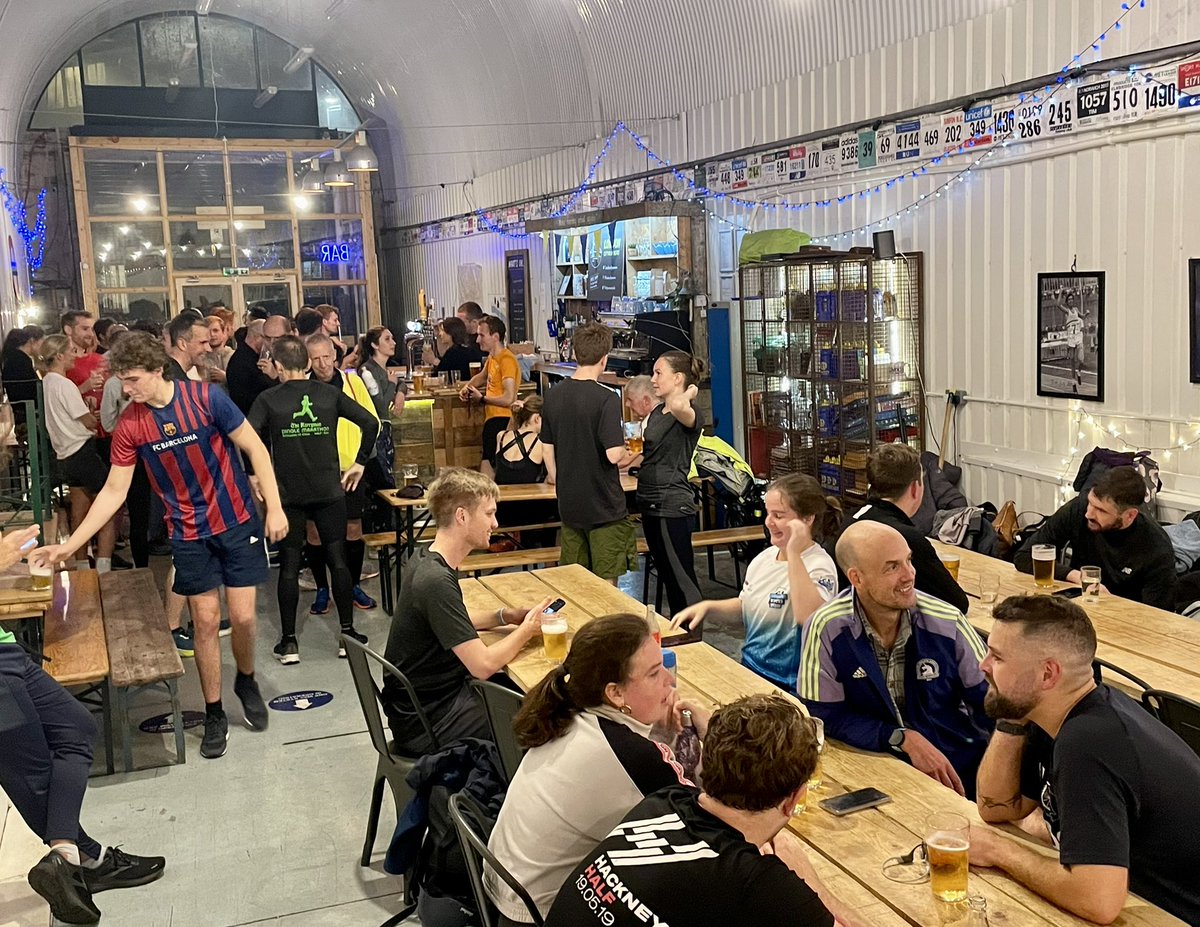 cityrunnersclub's tweet photo. Last night was a blast and the Vietnamese food went down an absolute treat after the run. See you for the same next week 💥 #vietnamesefood #vietnamesecuisine #postrunfood #runpub #foodie #bermondseyfood #bermondseybeermile #bermondseyse1 https://t.co/ewWLX5mJNk