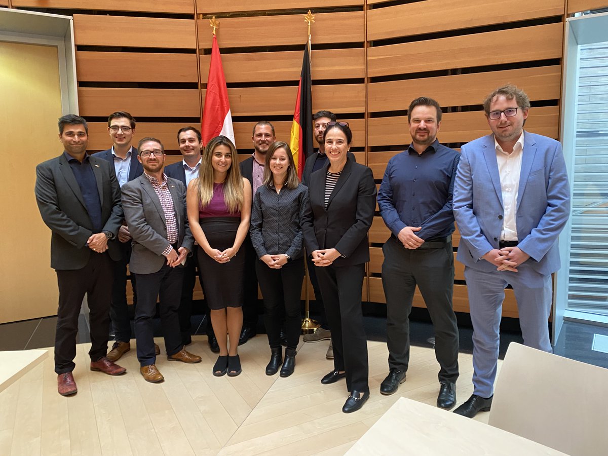 CanEmbGermany's tweet image. How nice to welcome @ytlinitiative back to the Embassy for a dynamic discussion on 🇨🇦 - 🇩🇪 relations and the broader political-economic context in #Europe, including the response to Russia’s aggression in #Ukraine, #EnergySecurity and #CETA.

#YoungTransatlanticLeadership