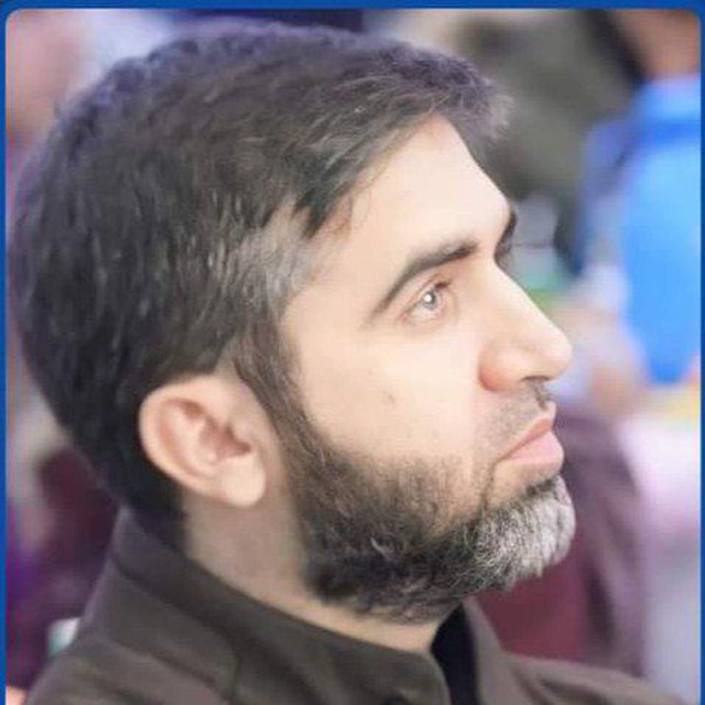 masud_sharehaty's tweet photo. یەکێڪ لەو خۆڕەوشت و ئاکارە جوان و قەشەنگانەی مرۆڤی ئیمانداری ڕاستەقینە ئەوەیە خۆیان بەگەورە نازانن و لوت بەرز نین و تەوازوعیان هەیە و نەرم ونیانن  کاتێکش مرۆفی خراپ و ئاست نزم و دەم شڕ و کەمیش قسەیان پێ دەڵێن ئەوان بەزمانی پیس و قسەی وشک و ڕەقو تەقی ناخۆشی ئەوان وەڵامیان نادنەوە+ https://t.co/RvpekOAHWE