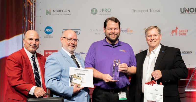 TRUCKINGdotORG's tweet photo. Congratulations to Phillip Pinter of @FedEx Freight on being crowned the #TMCSuperTech Grand Champion!!!
๐๐ง๐