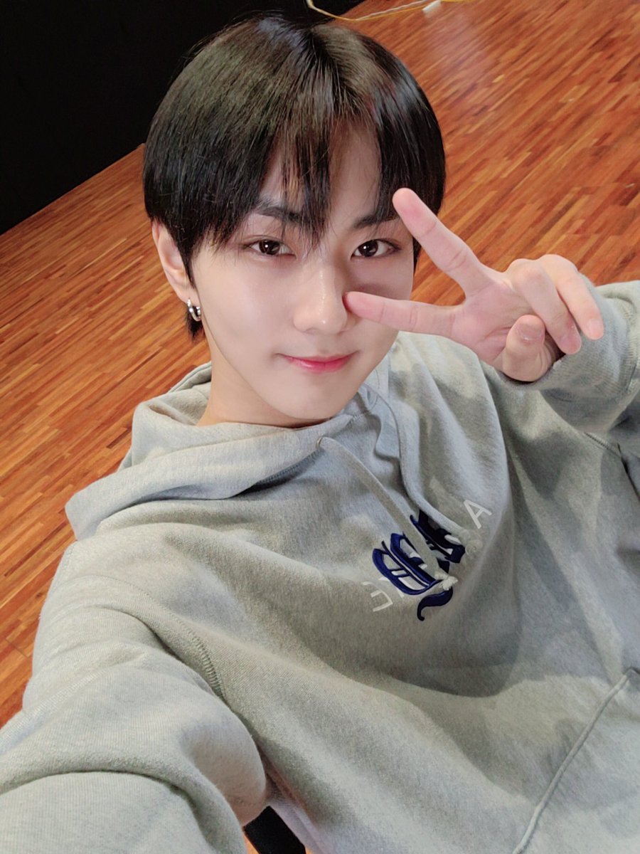 enhypenweverse's tweet photo. [ #정원’s Post ] 220928

#JUNGWON: V~✌️

@ENHYPEN_members @ENHYPEN #ENHYPEN #엔하이픈 https://t.co/cM3S11K2Ty