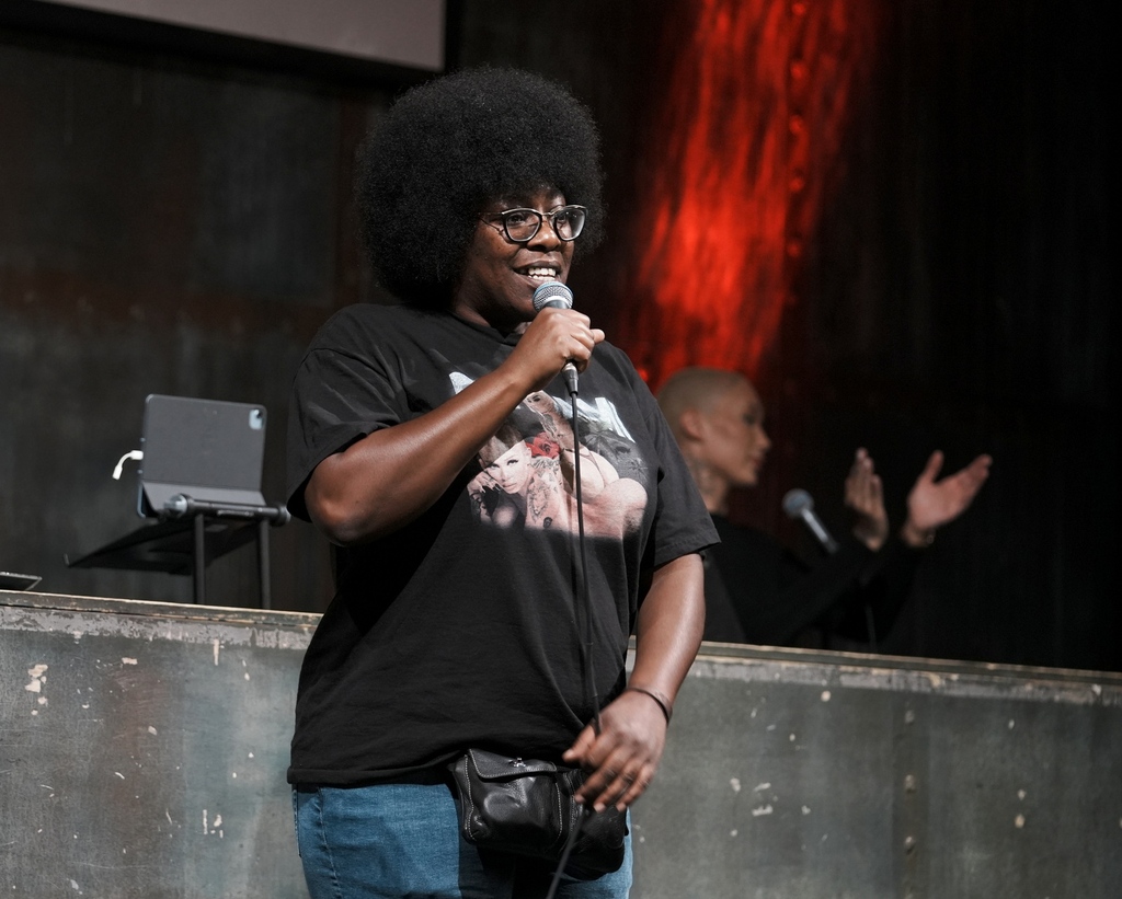 BigLaughComedy's tweet image. @Redban's DEATHSQUAD Secret Show is the best way to kick off your weekend early, and our favorite way to spend a Thursday night. 

Get your tickets to join us tomorrow while there are still a few left --&amp;gt; l8r.it/QGsY