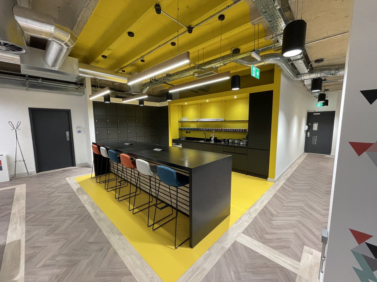 Proici's tweet photo. Defining spaces and creating collaborative spaces that have a multi-functional purpose.
Is your tea-point incorporated within the space or in a separate area?
Find out how to improve your space:
https://t.co/uDHqmEiIlt
#collabration #design #multipurposespaces #officedesign https://t.co/PUvD6hmdzp