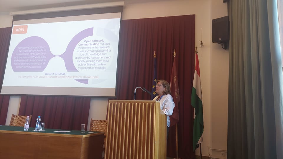Natalia Manola is talking about the facts and ingredients for making #OpenScience happen at the #EOSCRegionalEvent2022. 
#NI4OS #EOSC  #OpenAIRE