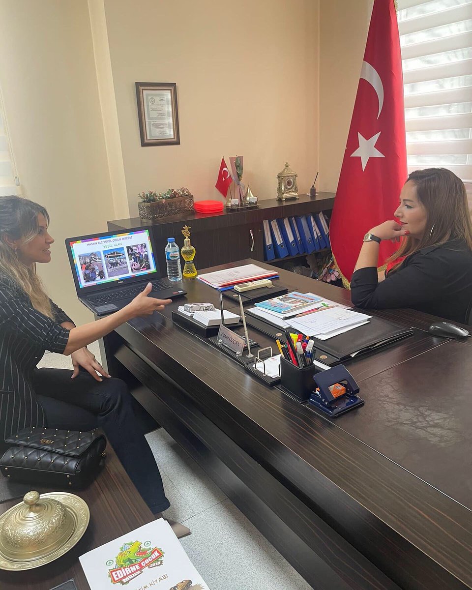 Bölgemizdeki okulları ziyaret ederek, okul yetkililerini #HasanAliYücel Çocuk Müzesi hakkında bilgilendirdik. 

Burası Türkiye’nin ve Balkanların en büyük interaktif çocuk müzesi...

2022-2023 eğitim ve öğretim yılında da tüm çocuklarımıza en iyi eğitimi vermeye devam edeceğiz.