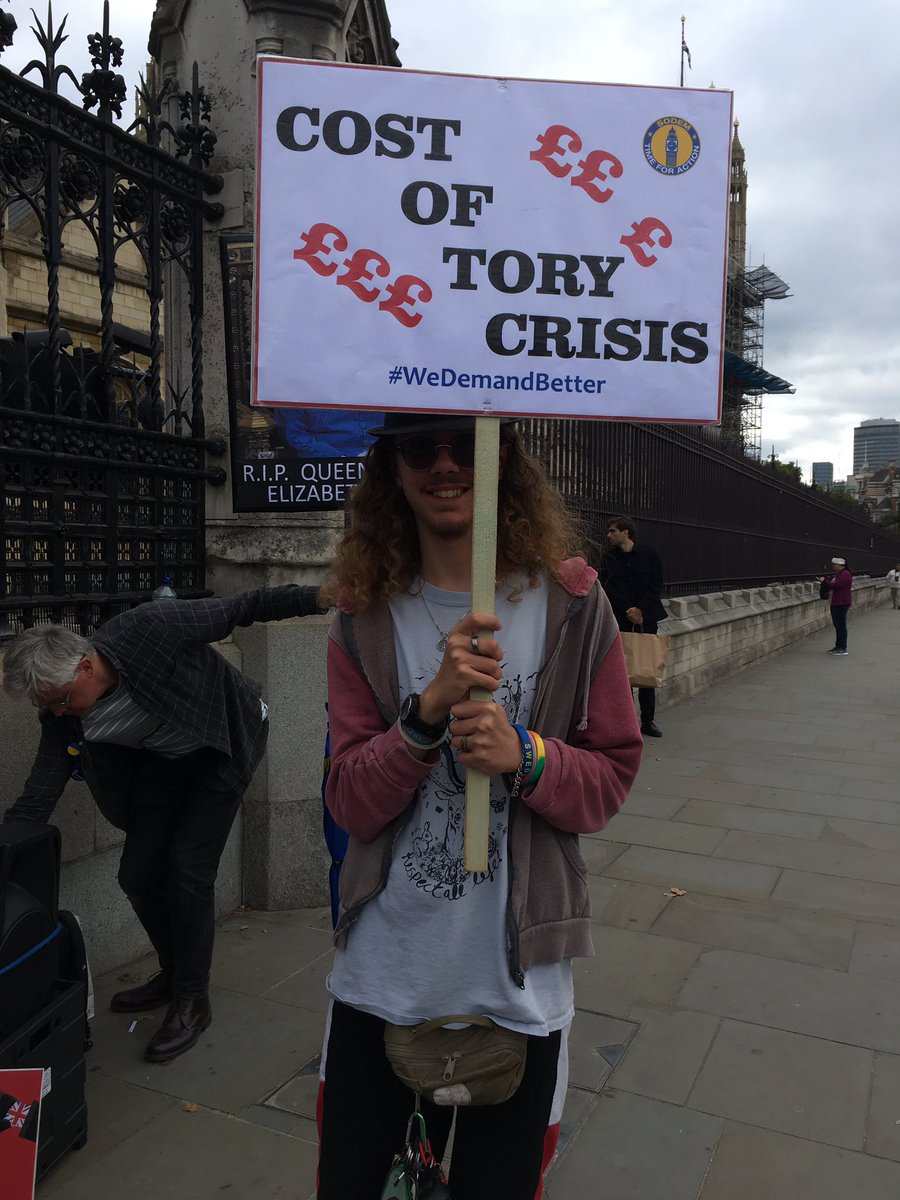 csibike1's tweet photo. @Ayohugh @Otto_English Please, join us @MarchRejoin on 22 October with your messages. We know we must #GTTO to improve our links with EU countries. Letโs pull on the same string. The vision is #ReturnToEU but steps needed first. #ProgressiveAlliance #ProportionalRepresentation
We march to show we care https://t.co/DxhIUWNHEv