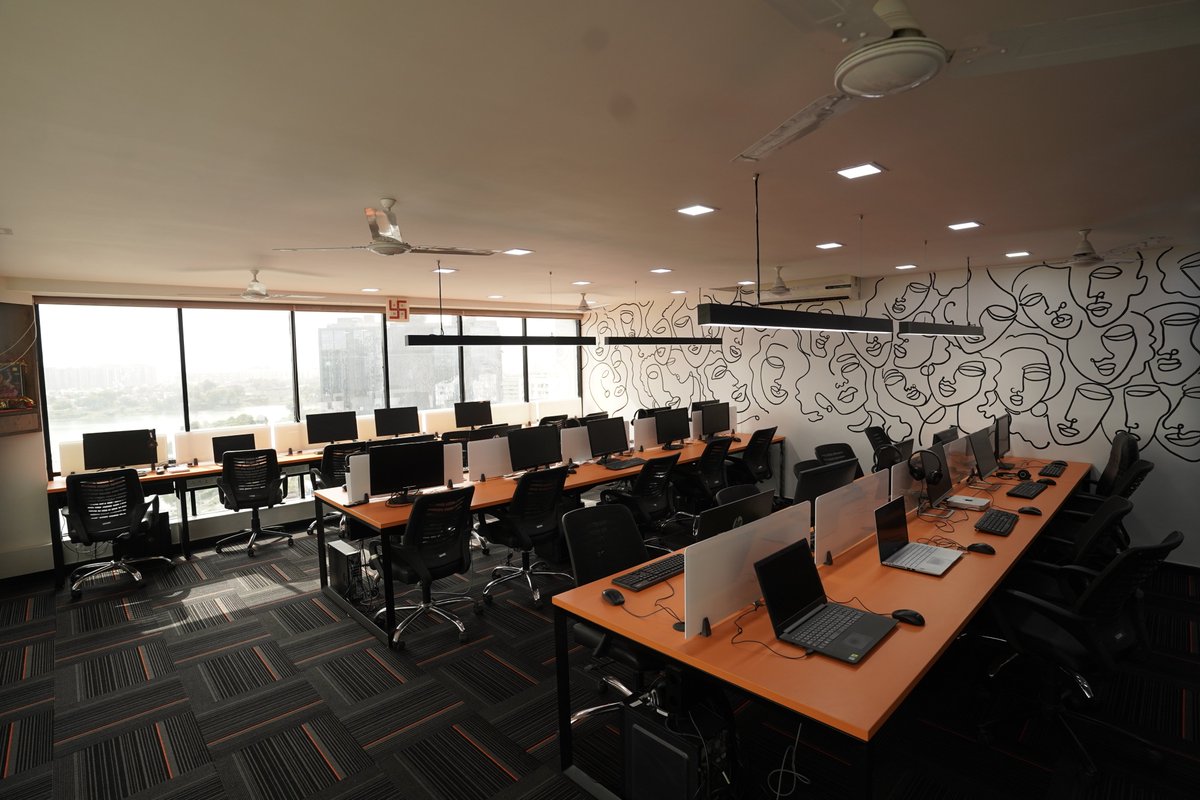 dataeximit's tweet photo. Recently, @dataeximit #renovated the #office to reconfigure the #workspace to house innovative #technology, provide a comfortable #environment to #employees, and offer diverse #worksettings. 

Sharing a glimpse of our renovated office. https://t.co/bB40nyi4ZS