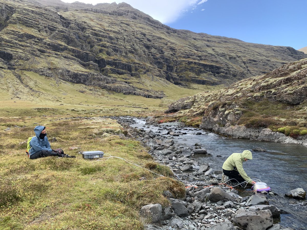 What a cool place to survey radon, radium and carbon in Iceland! Great job @yyyyvonne @H2Osci @cloudss_mh et al.