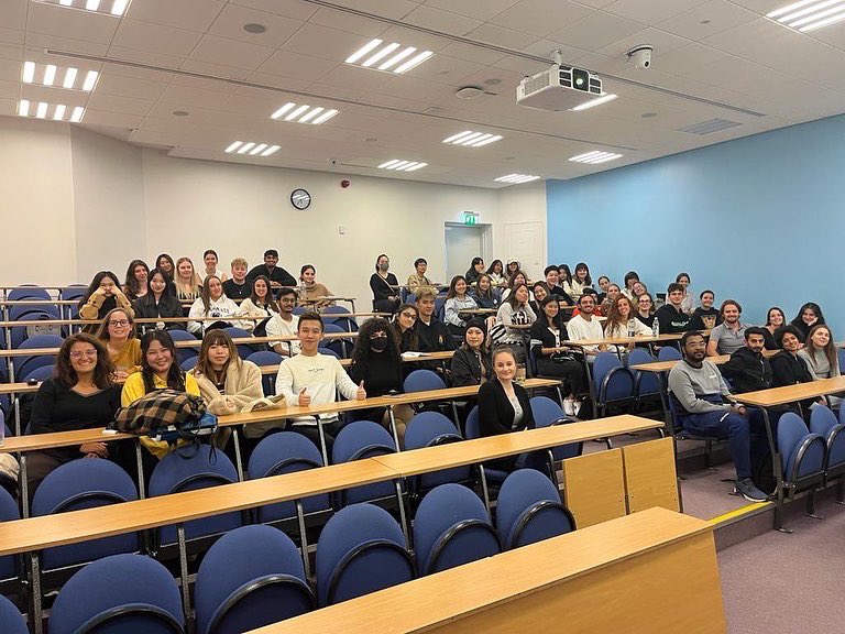 SHTMatSurrey's tweet photo. As we start the new semester, #SHTMatSurrey had a series of Welcome & Welcome Back sessions with all levels๐ Great to see new faces and returning students to complete another fab year ๐คฉ
#WonderfulSHTM #BeHospitality #ProudtobeSurrey @surreyhospdept @UniOfSurrey https://t.co/LV7odZU2Lc