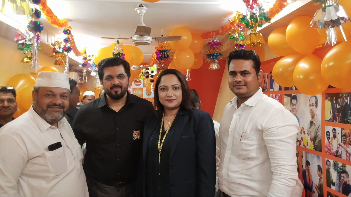 ShabnamshaikhHC's tweet photo. A beautiful Day to be remembered in memories My dear friend Happy Birthday @sajidsupariwala God bless you. ๐ฅฐ
Always support you from the bottom of my heart ๐
#sajidsupariwala #shabnamshaikh #helpcare #helpcarefoundation https://t.co/xz6VYjvlO9